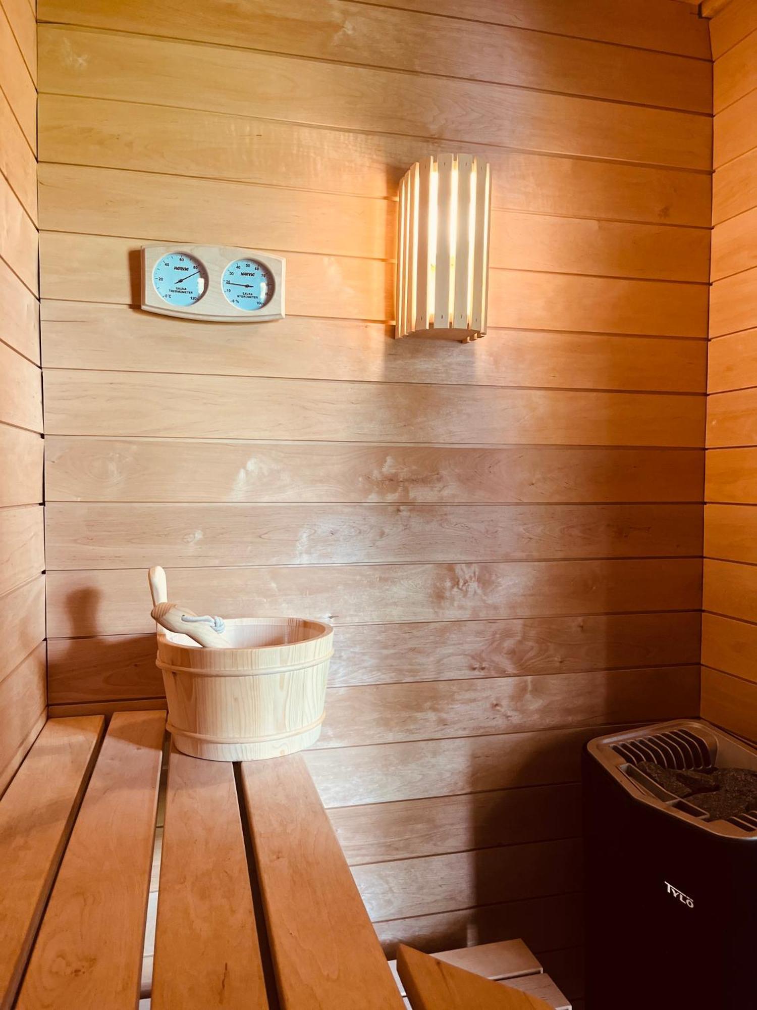 Feifei's & Spa- Luxe 10 Min Paris