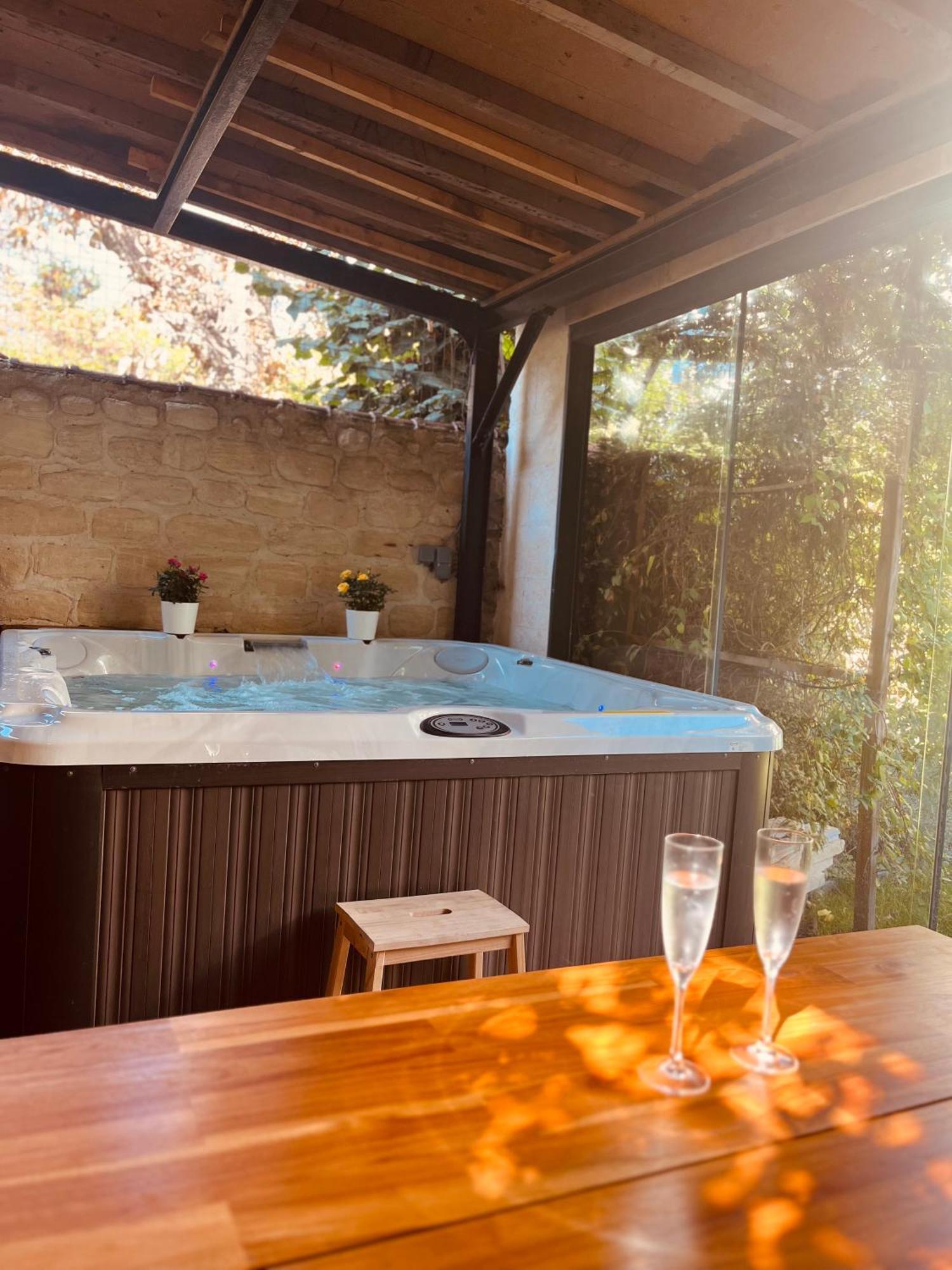 Feifei's & Spa- Luxe 10 Min Paris Asnieres-sur-Seine